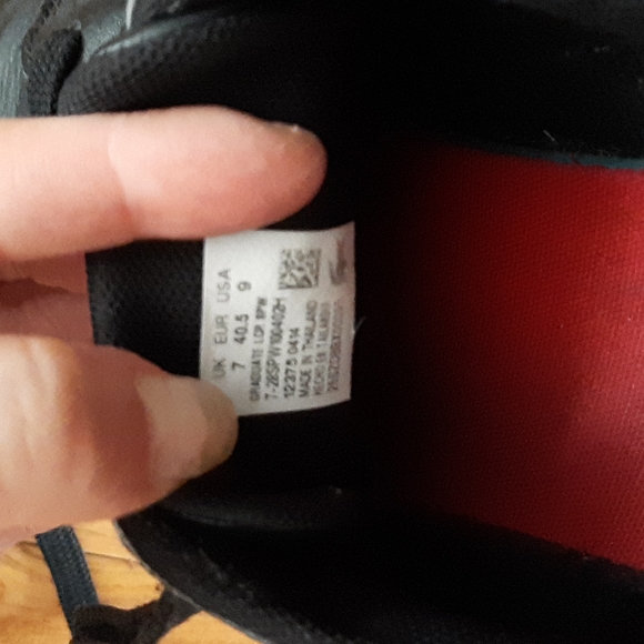 Lacoste mens runners size 9 - Picture 5 of 5